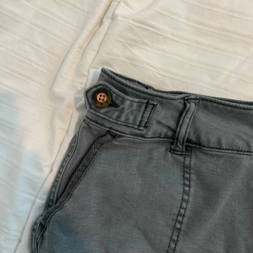 shorts - Picture 2 of 6